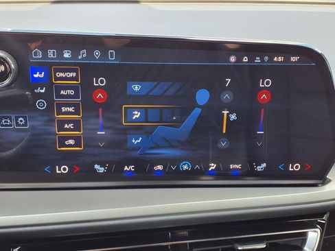 New 2026 Chevrolet Traverse LT w/ Driver Confidence Package FWD image 13