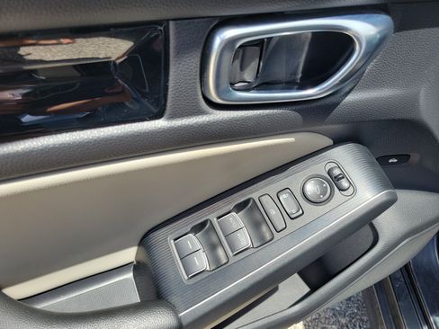 Used 2022 Honda Civic Touring image 23
