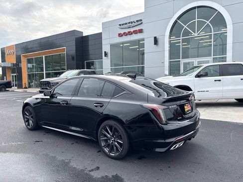 Used 2026 Cadillac CT5 V w/ Technology Package AWD/4WD image 3