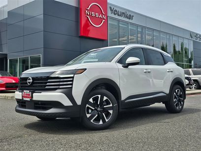 New 2025 Nissan Kicks SV w/ SV Premium Package