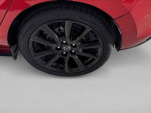 Used 2022 MAZDA MAZDA3 s FWD image 10