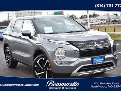 Used 2023 Mitsubishi Outlander SE