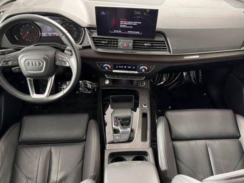 Used 2023 Audi Q5 2.0T Premium w/ Convenience Package AWD/4WD image 12