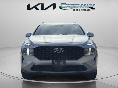 Used 2023 Hyundai Santa Fe SEL FWD image 2