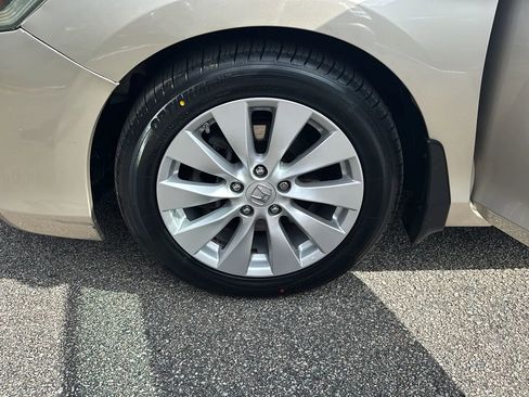 Used 2013 Honda Accord EX-L image 23