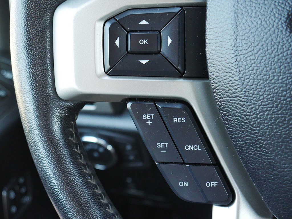 Used 2020 Ford F250 Lariat AWD/4WD image 31