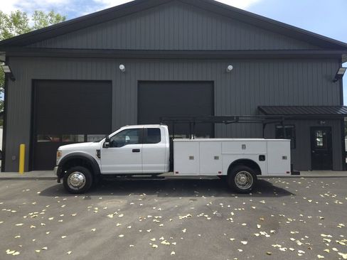 Used 2020 Ford F550 4x4 SuperCab Super Duty image 28