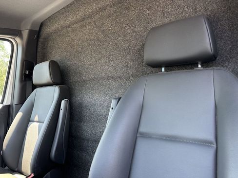 Used 2023 Mercedes-Benz Sprinter 3500 image 20