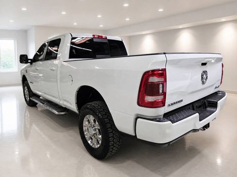 Used 2023 RAM 2500 Laramie AWD/4WD image 3