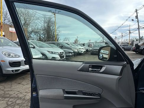 Used 2013 Subaru Forester 2.5X Premium w/ Plus Pkg image 9