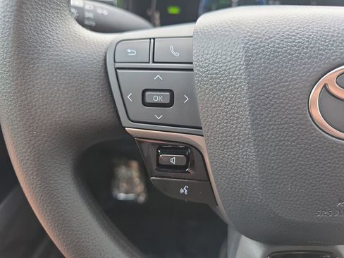 Used 2026 Toyota Camry LE FWD image 21