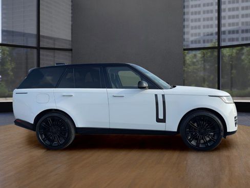 New 2026 Land Rover Range Rover SE image 6