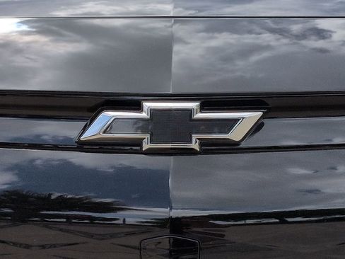 New 2027 Chevrolet Bolt LT w/ Comfort Package FWD image 5