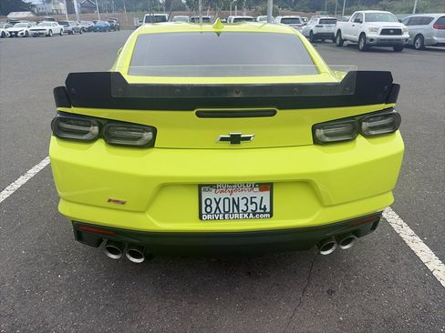 Used 2021 Chevrolet Camaro LT w/ RS Package RWD image 15