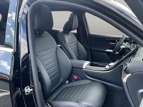 Certified 2026 Mercedes-Benz GLC 300 image 9