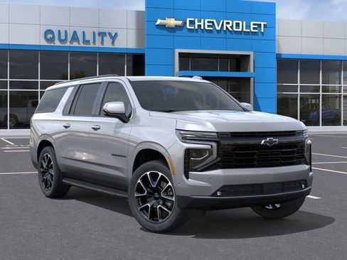 New 2026 Chevrolet Suburban RST w/ Comfort Package AWD/4WD image 7
