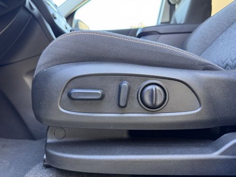 Used 2024 Chevrolet Equinox LT image 8