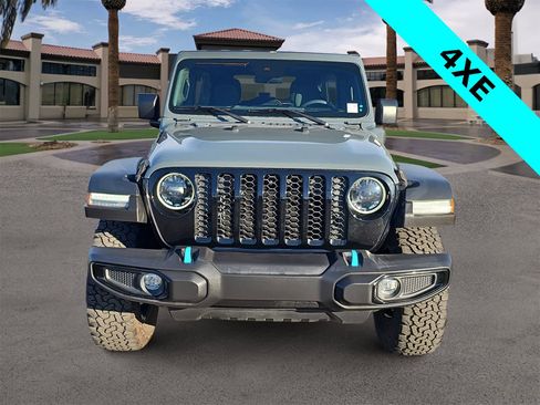 Used 2024 Jeep Wrangler Willys image 3
