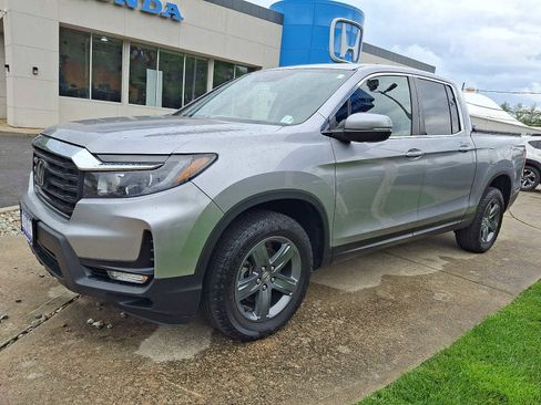 Certified 2023 Honda Ridgeline RTL image 3