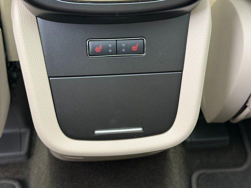 Used 2019 Lincoln Nautilus Reserve FWD image 10