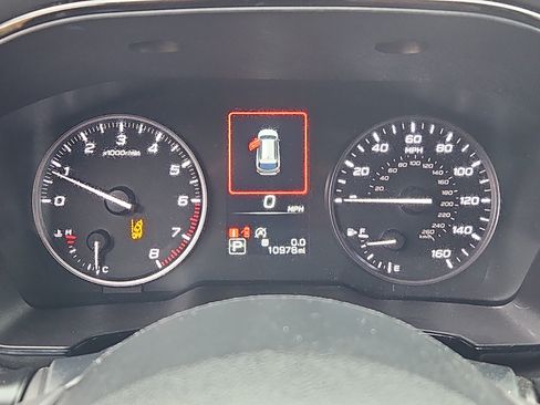 Certified 2025 Subaru Outback image 16