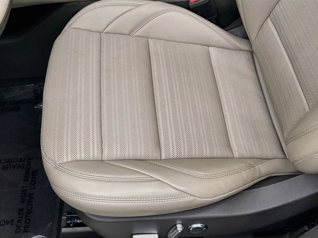 Used 2025 Lincoln Nautilus Reserve w/ Jet Appearance Package AWD/4WD image 20