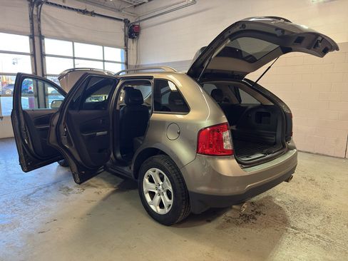 Used 2013 Ford Edge SEL image 10