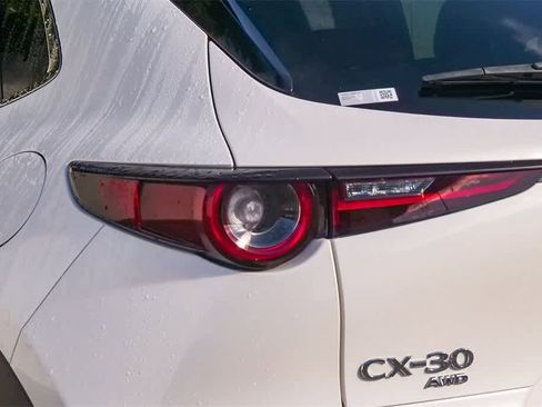 Used 2022 MAZDA CX-30 AWD 2.5 S w/ Select Package image 10