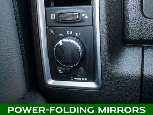 Used 2023 RAM 1500 Classic SLT image 21