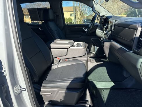 Certified 2025 Chevrolet Silverado 1500 RST w/ Z71 Off-Road Package image 22