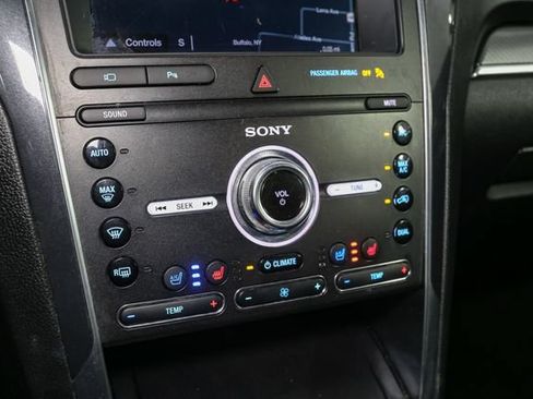 Used 2019 Ford Explorer Sport w/ Equipment Group 401A AWD/4WD image 29