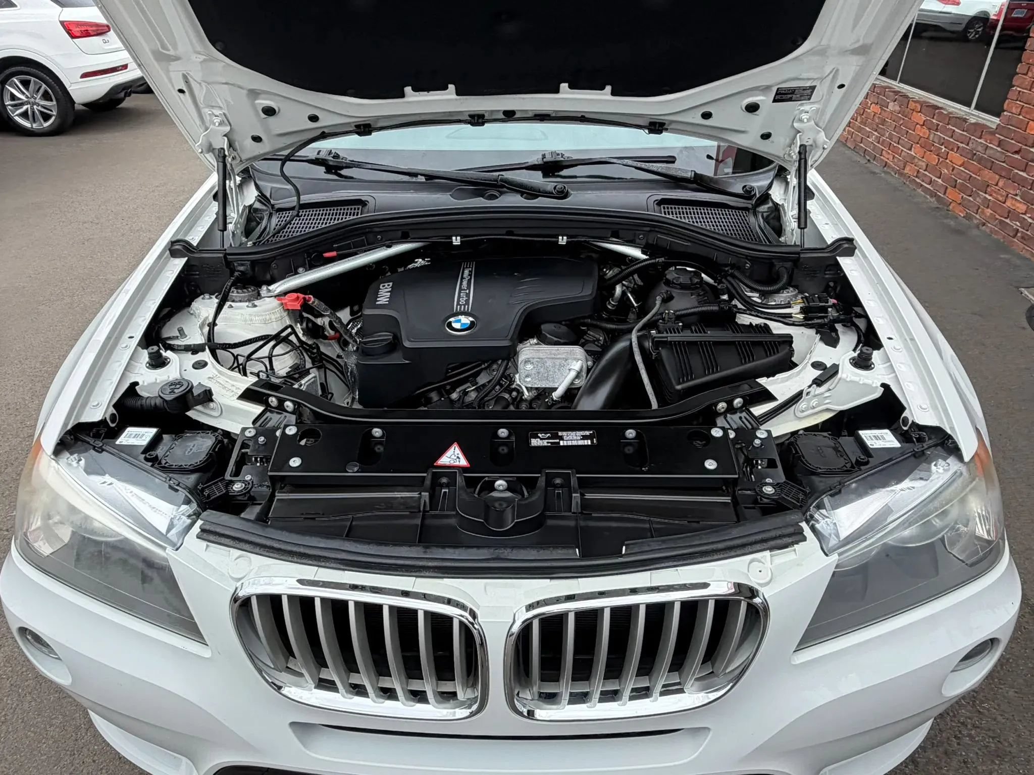 Used 2014 BMW X3 xDrive28i AWD/4WD image 9
