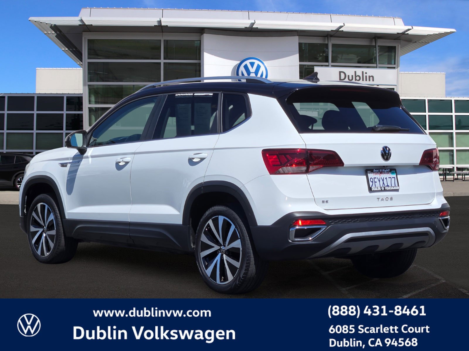 Certified 2023 Volkswagen Taos SE FWD image 6