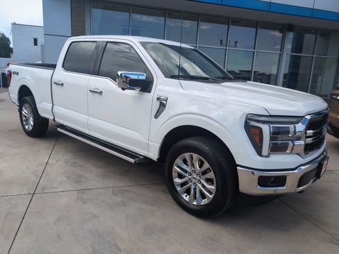 Used 2025 Ford F150 Lariat w/ Equipment Group 501A Mid AWD/4WD image 7