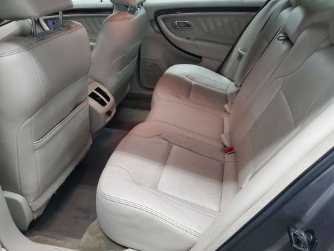 Used 2012 Ford Taurus Limited image 12