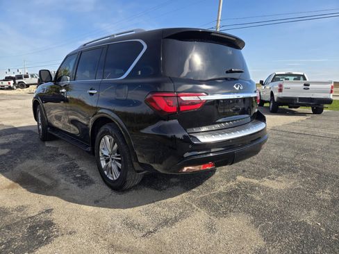 Used 2018 INFINITI QX80 4WD image 3