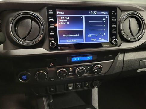 Used 2023 Toyota Tacoma TRD Off-Road AWD/4WD image 20