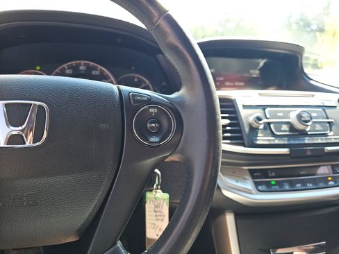 Used 2013 Honda Accord Sport image 34