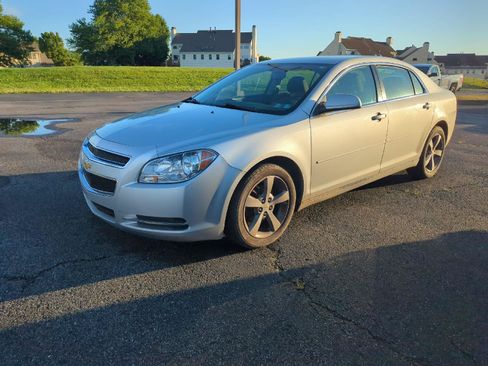 Used 2011 Chevrolet Malibu LT w/ Power Convenience Package FWD image 4