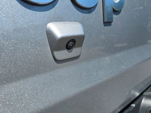 Used 2020 Jeep Gladiator Overland image 7