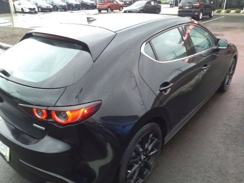Used 2020 MAZDA MAZDA3 AWD Hatchback w/ Premium Pkg image 12