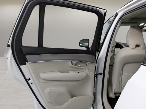 New 2026 Volvo XC90 B6 Ultra w/ Protection Package Premier image 29