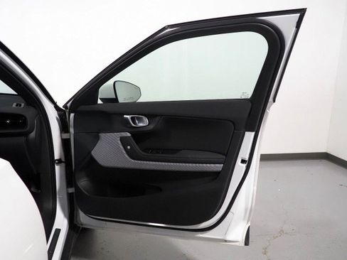 Used 2022 Polestar Polestar 2 w/ Pilot Package w/ Plus Package image 55