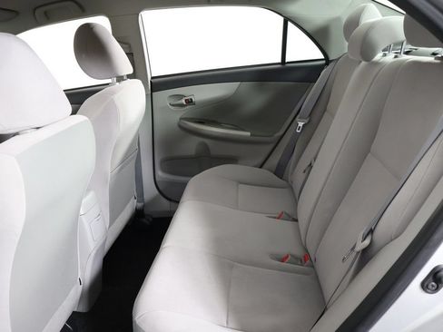 Used 2011 Toyota Corolla LE FWD image 27