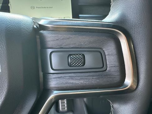 Used 2022 Rivian R1S Adventure image 53