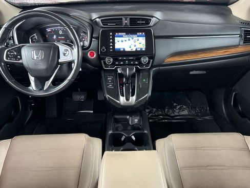 Used 2019 Honda CR-V Touring image 3