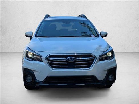 Used 2019 Subaru Outback 2.5i Limited w/ Popular Package #2 AWD/4WD image 2