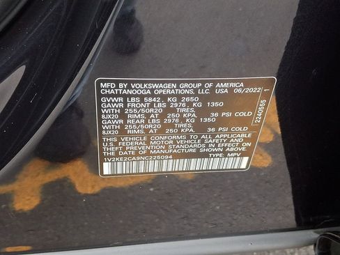 Certified 2022 Volkswagen Atlas Cross Sport SE image 27