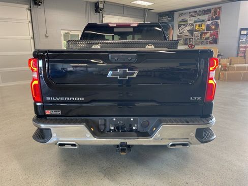 Used 2023 Chevrolet Silverado 1500 LTZ image 6