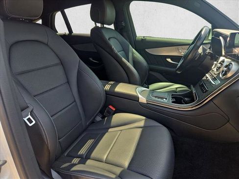 Used 2023 Mercedes-Benz GLC 300 4MATIC Coupe image 19